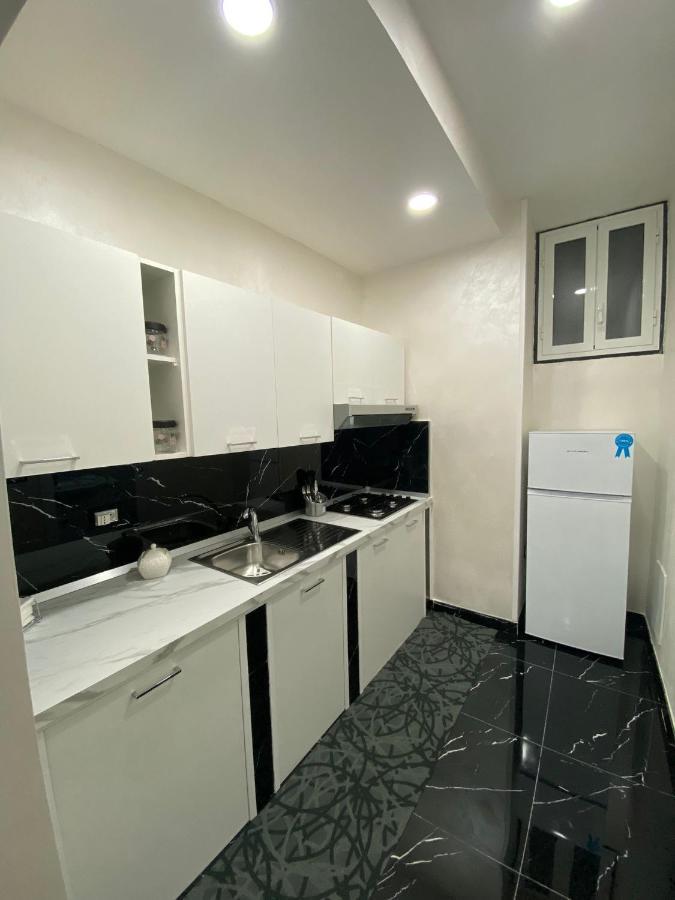 Apartment Ester 3 Naples